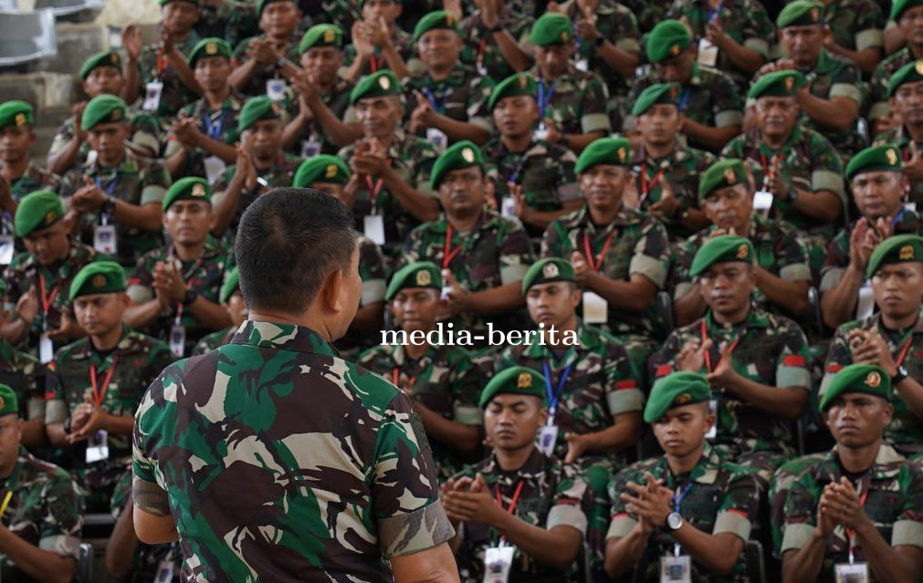 Kasad Dampingi Presiden RI di TFG Pengamanan Residensi G20 Bali.