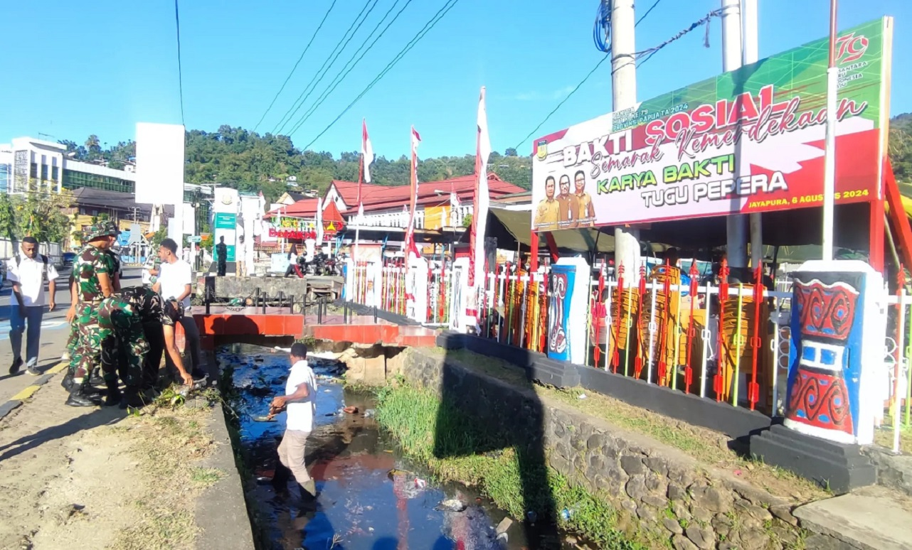 Kenang Sejarah Para Pahlawan Kodim Jayapura Bersama Pemerintah Provinsi Papua Karya Bhakti Di Tugu P