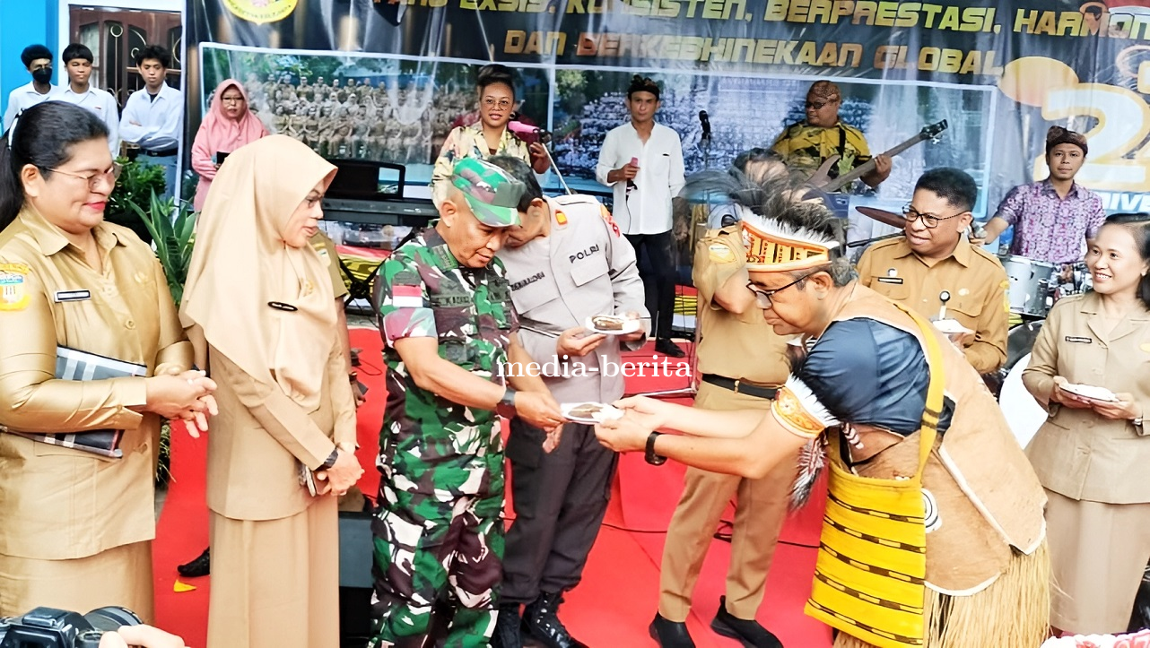 Danramil Japsel Beri Motivasi Siswa Pada HUT Ke - 27 SMA Negeri 4 Jayapura