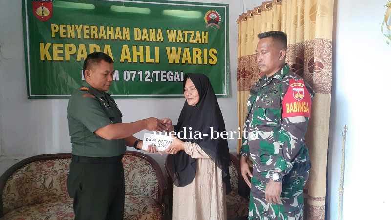 Satu Orang Ahli Waris Anggota TNI AD Terima Dana Watzah dari Kodim 0712 Tegal  