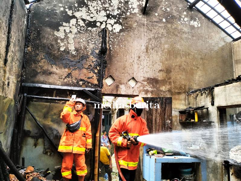 Dapur Terbakar, Satu Ton Bawang Merah Ludes